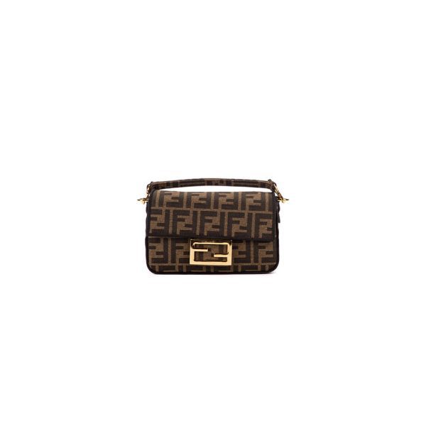 LUXUCYBAGSFendi
