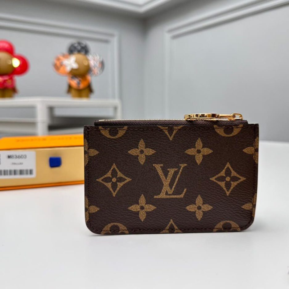 LUXUCYBAGSLouis Vuitton