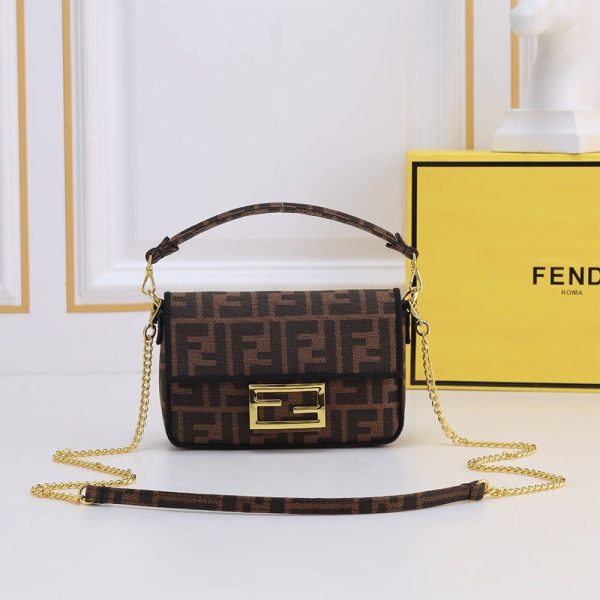 LUXUCYBAGSFendi