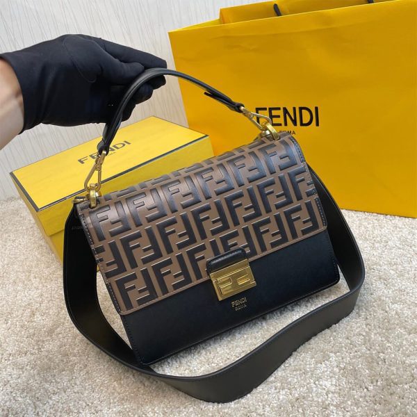LUXUCYBAGSFendi