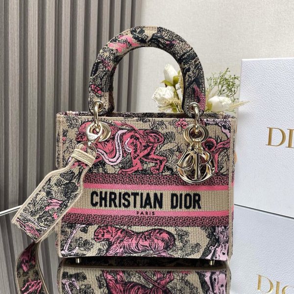 LUXUCYBAGSDior