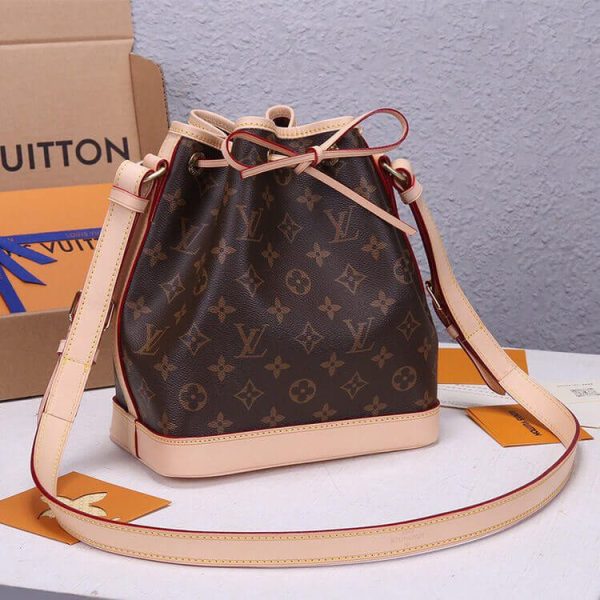 LUXUCYBAGSLouis Vuitton