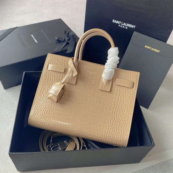 LUXUCYBAGSYSL