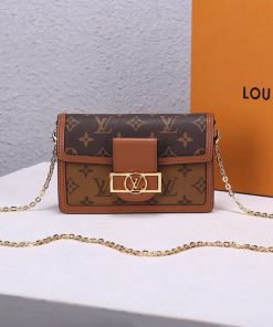 LUXUCYBAGSLouis Vuitton