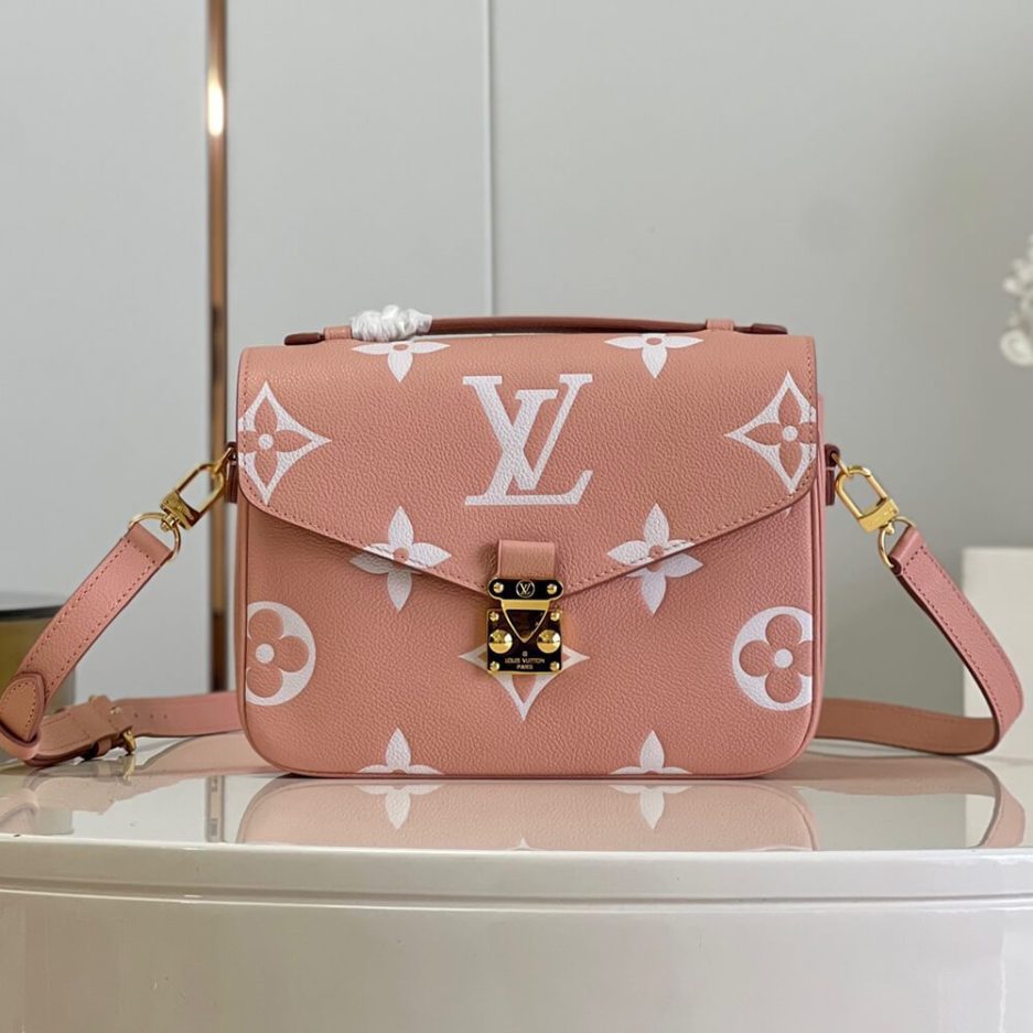 LUXUCYBAGSLouis Vuitton