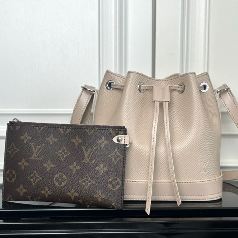 LUXUCYBAGSLouis Vuitton