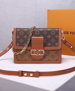 LUXUCYBAGSLouis Vuitton