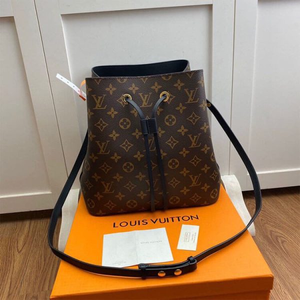 LUXUCYBAGSLouis Vuitton