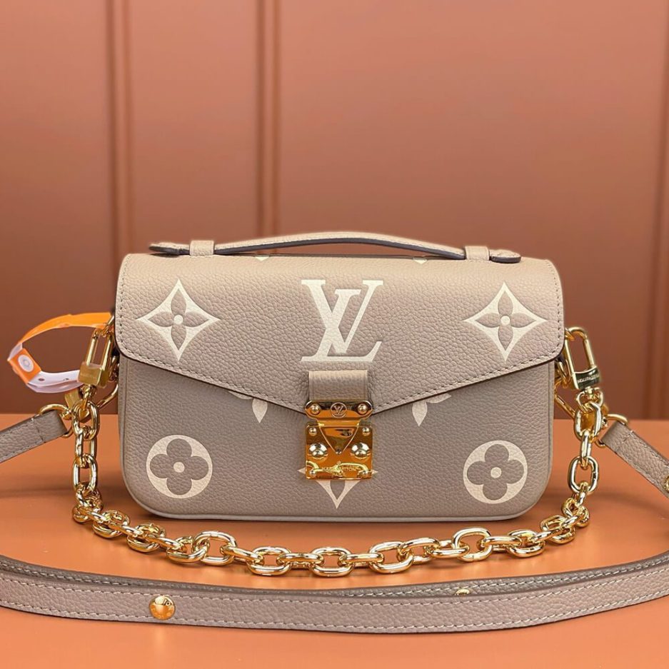 LUXUCYBAGSLouis Vuitton