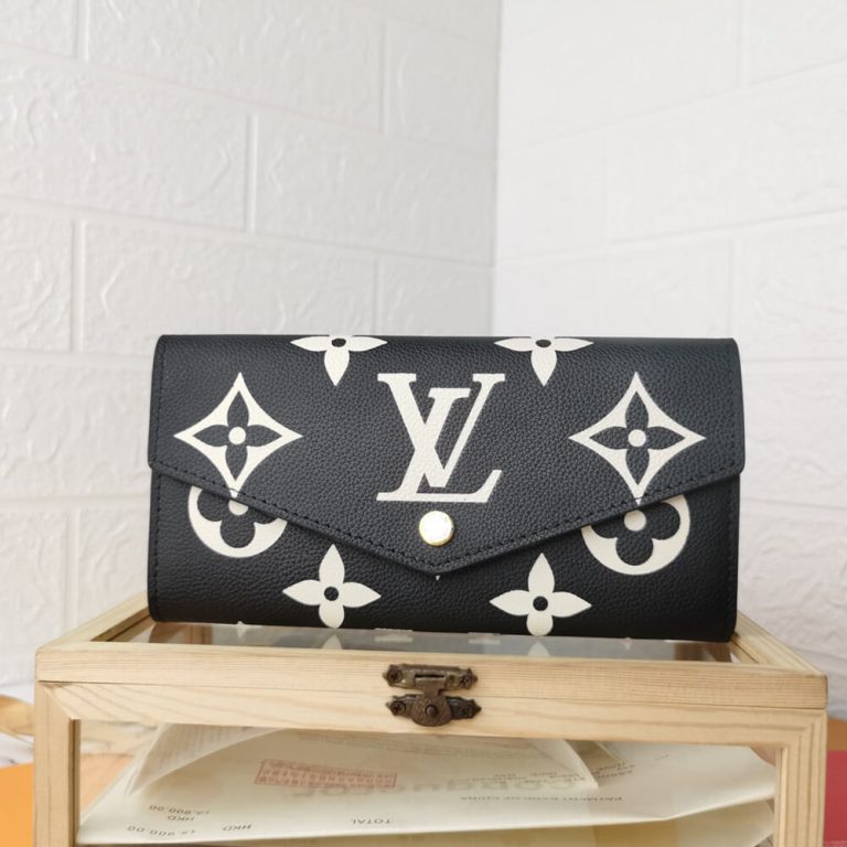 LUXUCYBAGSLouis Vuitton