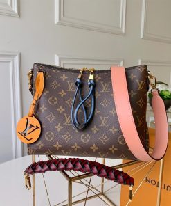 LUXUCYBAGSLouis Vuitton