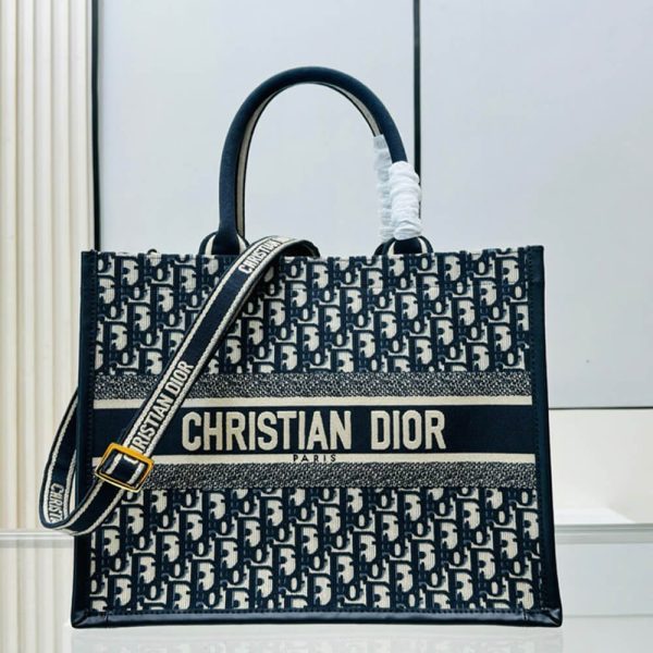 LUXUCYBAGSDior