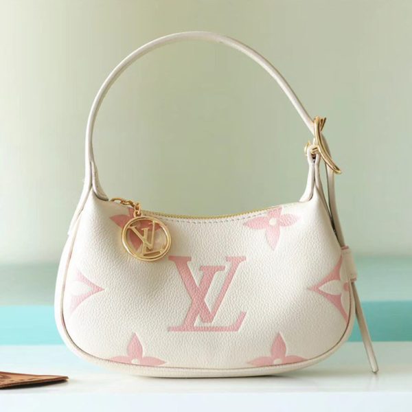 LUXUCYBAGSLouis Vuitton