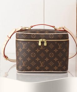 LUXUCYBAGSLouis Vuitton