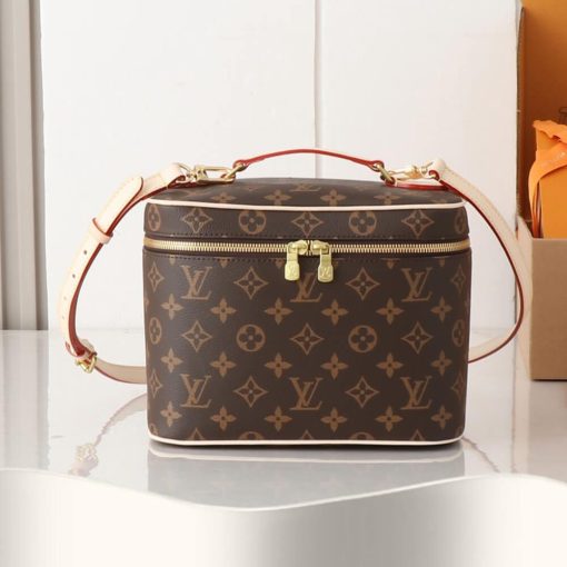 LUXUCYBAGSLouis Vuitton