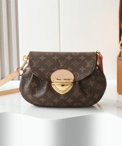 LUXUCYBAGSLouis Vuitton