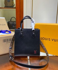 LUXUCYBAGSLouis Vuitton