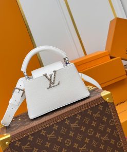 LUXUCYBAGSLouis Vuitton