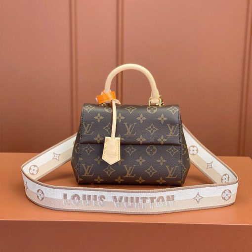 LUXUCYBAGSLouis Vuitton