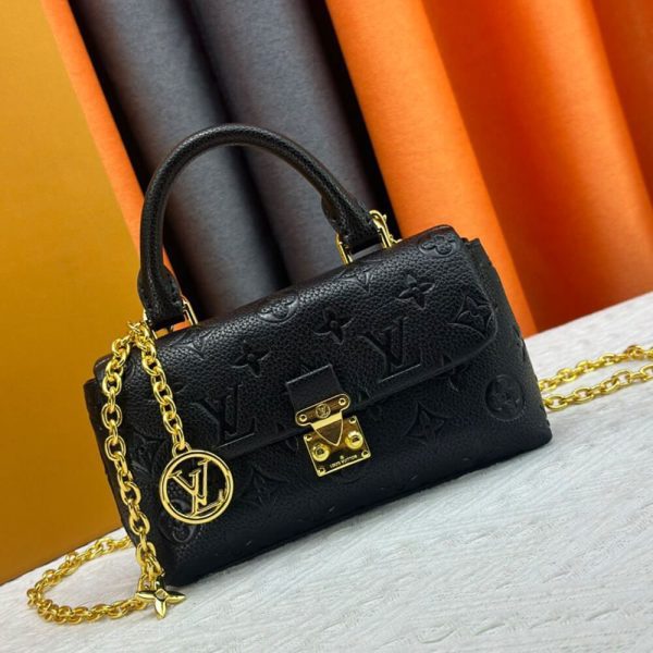 LUXUCYBAGSLouis Vuitton