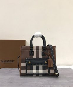 LUXUCYBAGSBurberry