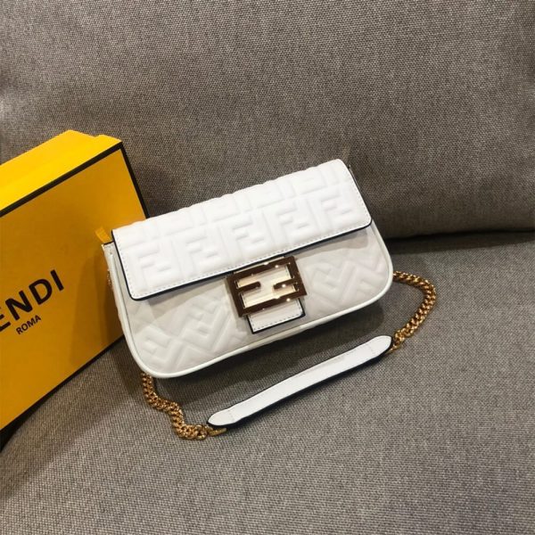 LUXUCYBAGSFendi