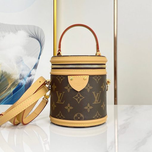 LUXUCYBAGSLouis Vuitton