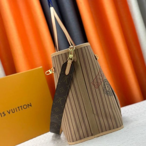 LUXUCYBAGSLouis Vuitton