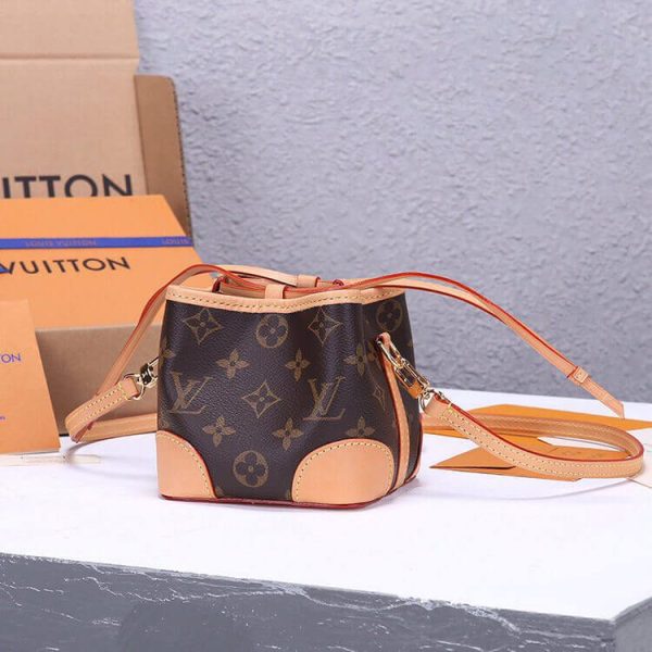 LUXUCYBAGSLouis Vuitton