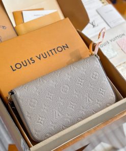 LUXUCYBAGSLouis Vuitton