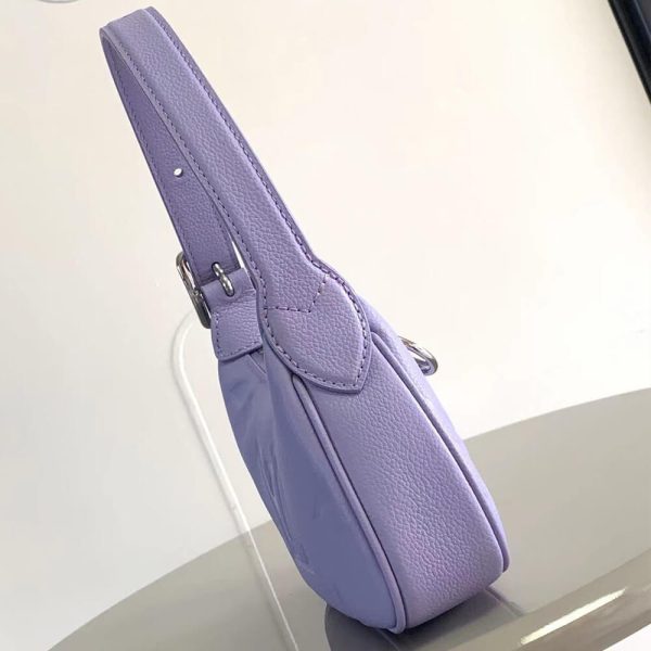 LUXUCYBAGSLouis Vuitton