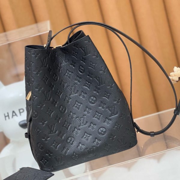 LUXUCYBAGSLouis Vuitton