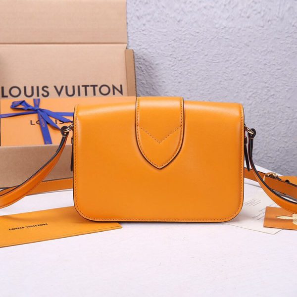 LUXUCYBAGSLouis Vuitton