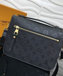 LUXUCYBAGSLouis Vuitton