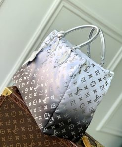 LUXUCYBAGSLouis Vuitton