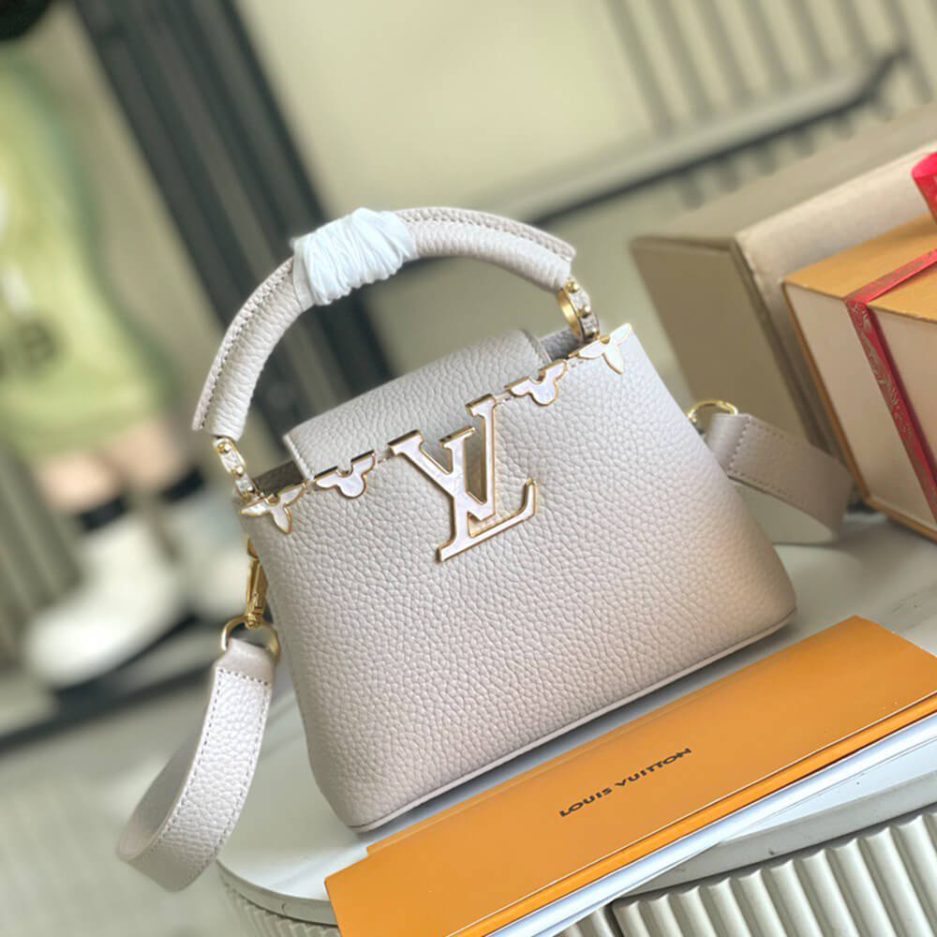 LUXUCYBAGSLouis Vuitton