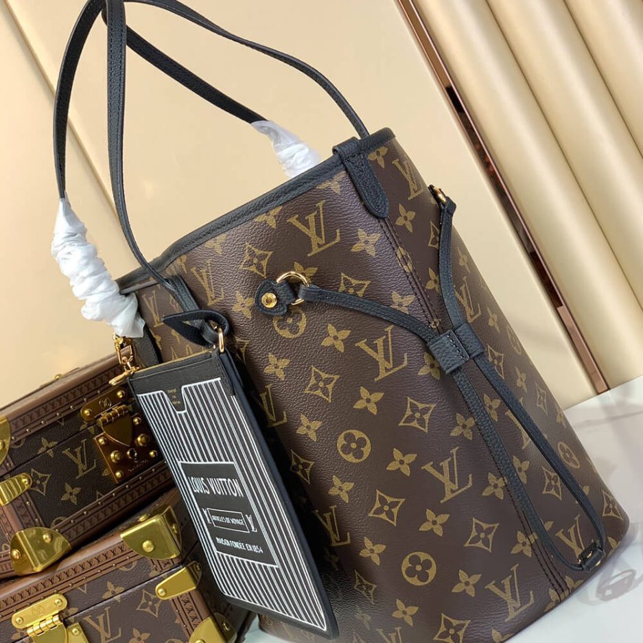 LUXUCYBAGSLouis Vuitton