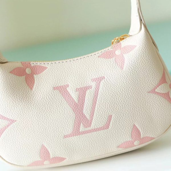 LUXUCYBAGSLouis Vuitton