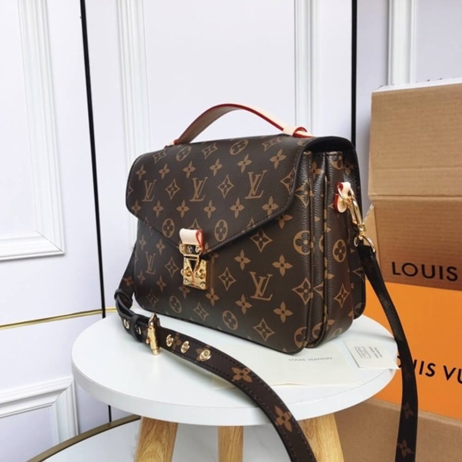 LUXUCYBAGSLouis Vuitton