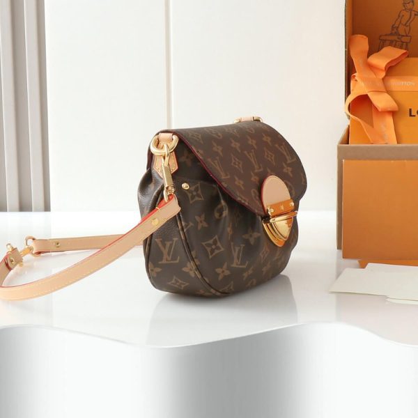 LUXUCYBAGSLouis Vuitton