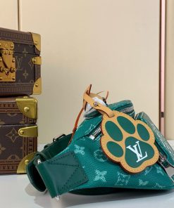 LUXUCYBAGSLouis Vuitton