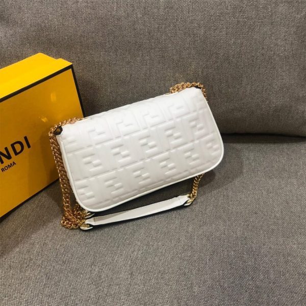 LUXUCYBAGSFendi