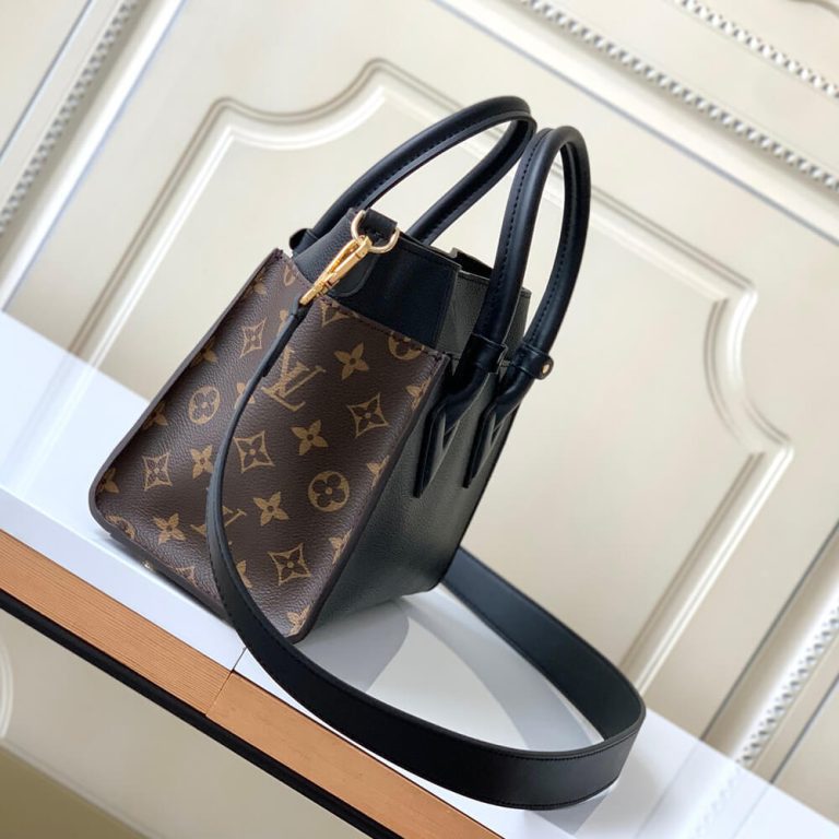 LUXUCYBAGSLouis Vuitton