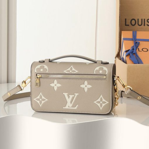 LUXUCYBAGSLouis Vuitton