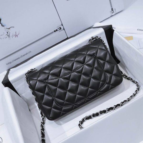 LUXUCYBAGSChanel