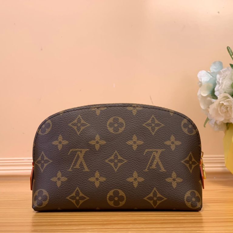 LUXUCYBAGSLouis Vuitton