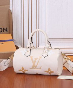 LUXUCYBAGSLouis Vuitton