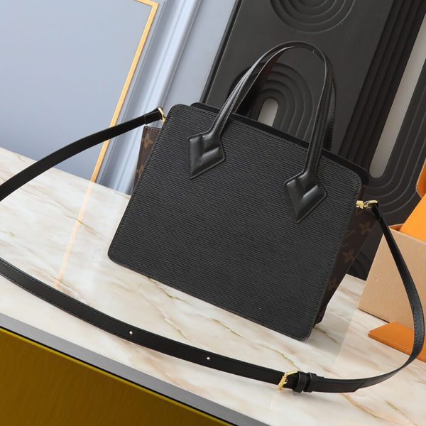 LUXUCYBAGSLouis Vuitton