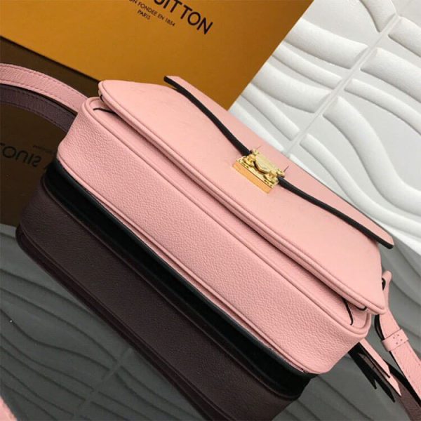 LUXUCYBAGSLouis Vuitton
