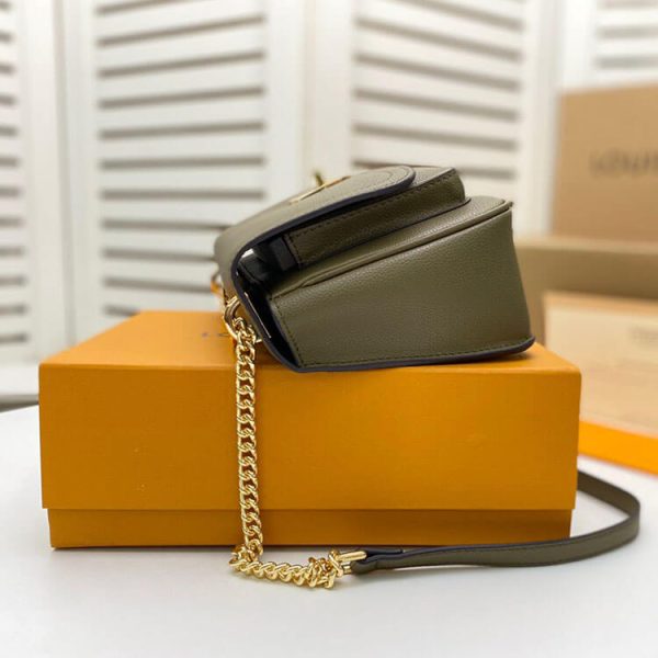 LUXUCYBAGSLouis Vuitton